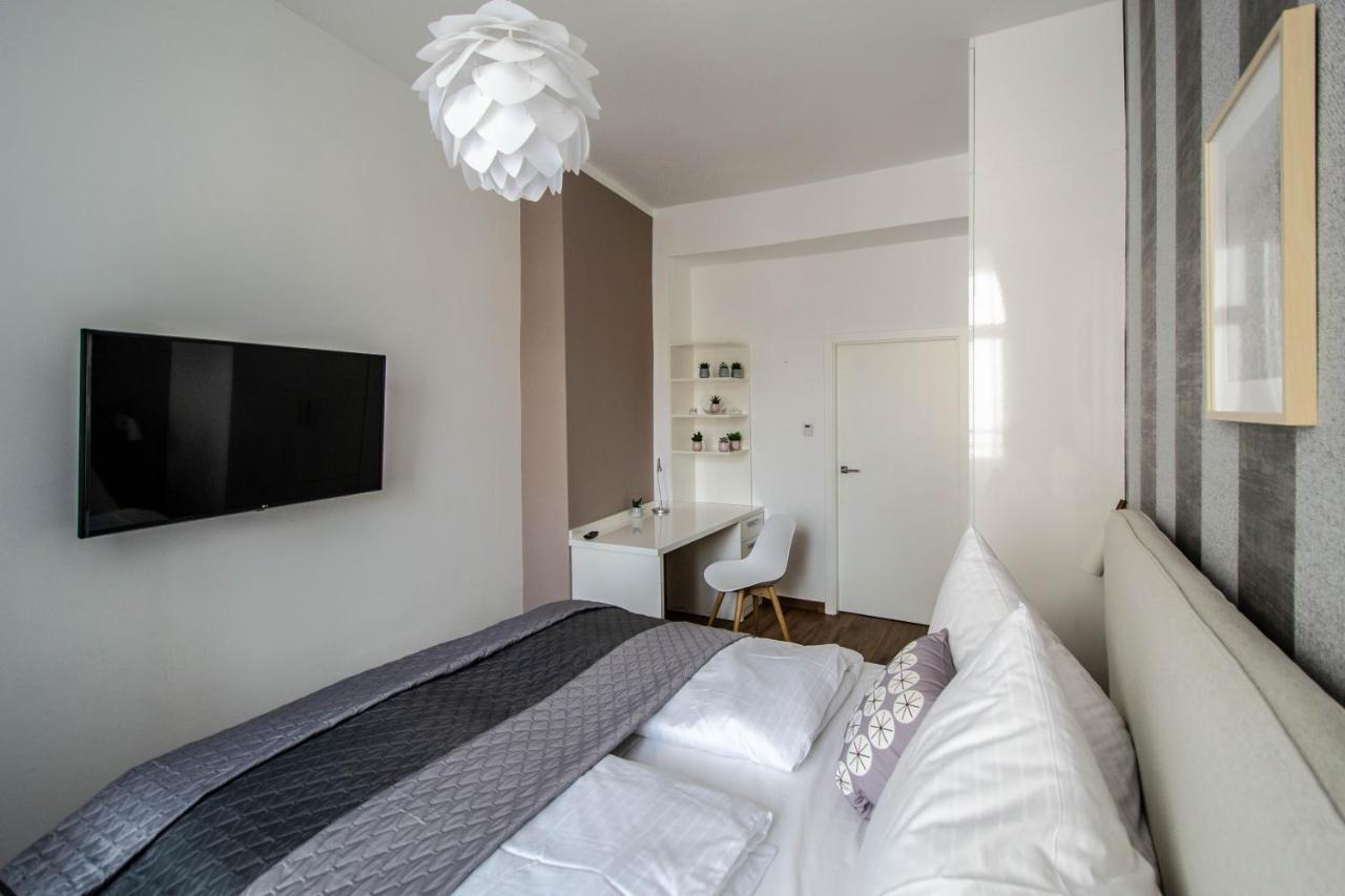 Executive Bright Apt. By Ruterra Prag Eksteriør billede